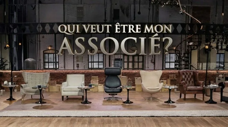 Plateau émission Qui veut être mon associé saison 6 avec fauteuils investisseurs
